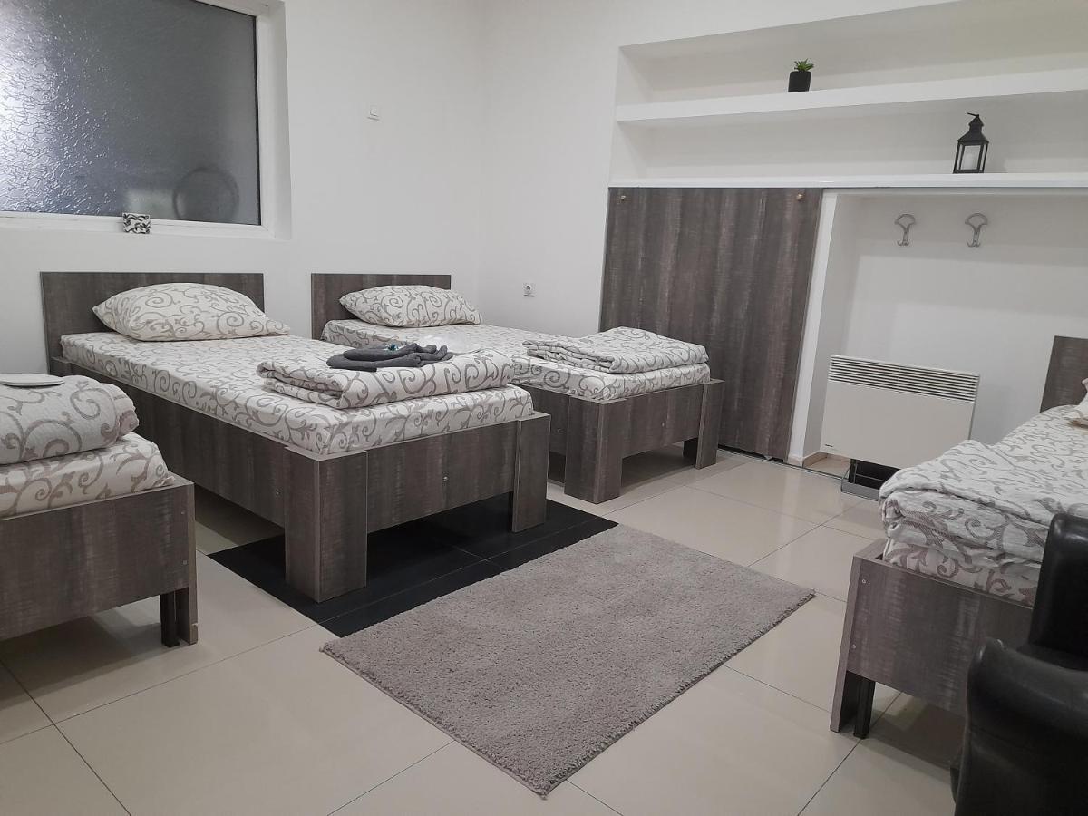 Apartman Mladenovic Apartment Zajecar Luaran gambar